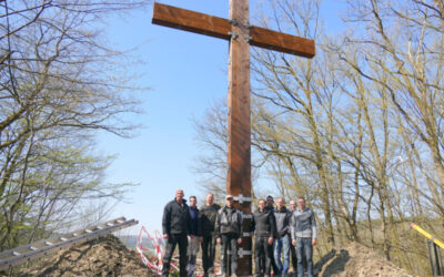 In Wehbach gibt es wieder ein Friedenskreuz