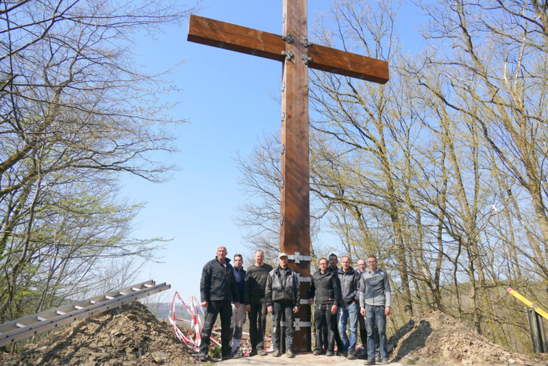 In Wehbach gibt es wieder ein Friedenskreuz